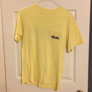 Vineyard Vines T shirt